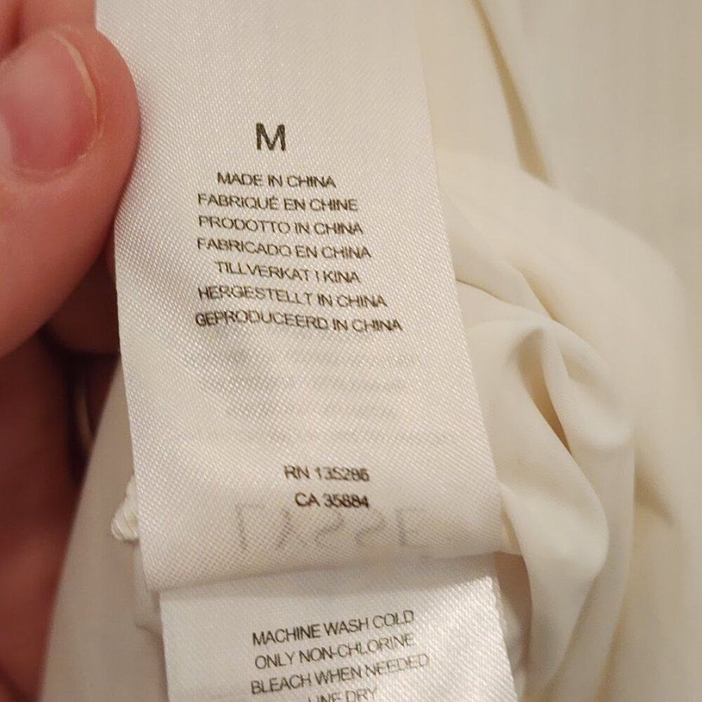 Lysse' Women's‎ White Schiffer Blouse Size Medium - Picture 10 of 11